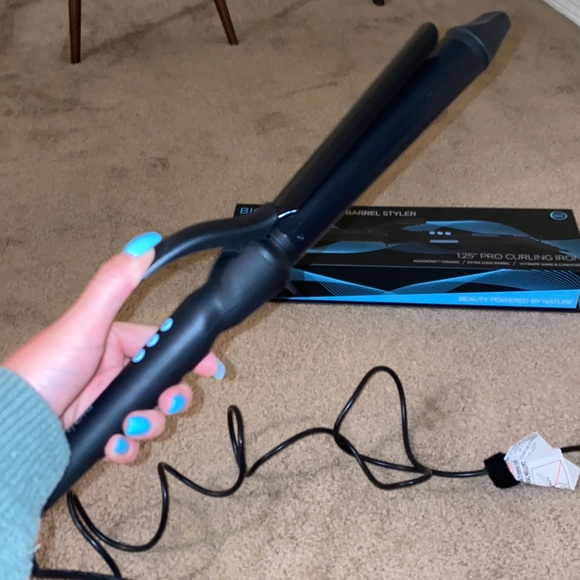 1.25” Bio Ionic Pro Curling Iron - Picture 3 of 4